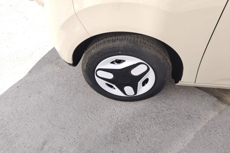 Used Geely Galaxy Panda 2025 210 km – Yuanqi Bear Exterior 7