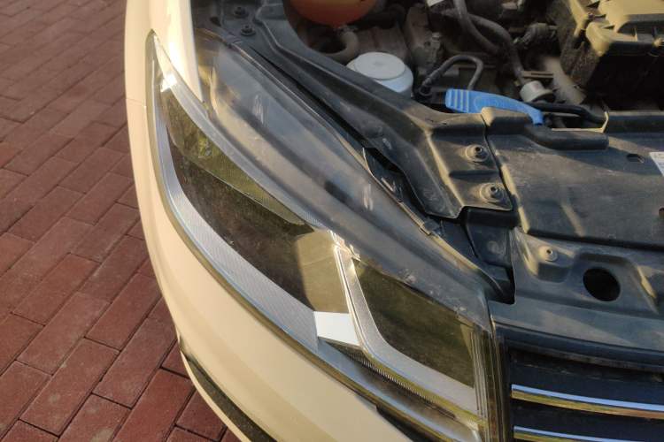 Used Volkswagen Santana 2021 1.5L Automatic Fashion Edition Right Front Headlight