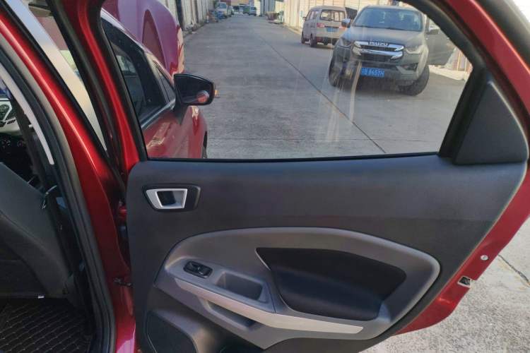 Used Ford EcoSport 2013 1.5L Automatic Fashion Model
