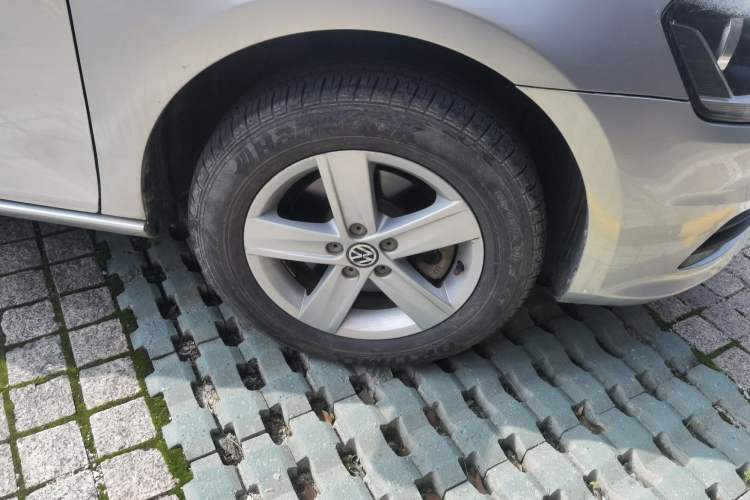 Used Volkswagen Bora 2014 1.6L Automatic Fashion Model
