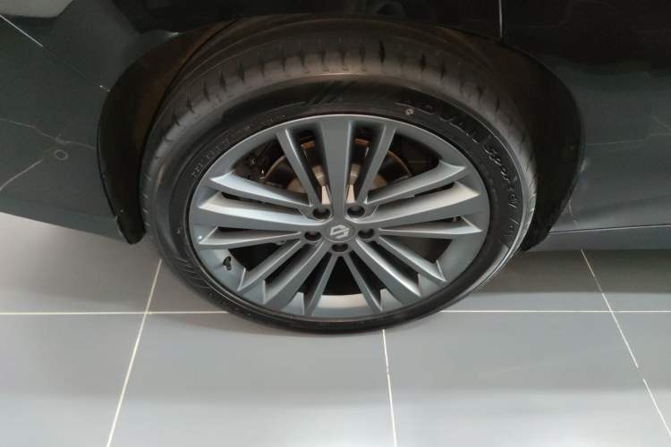 Used Leapmotor C16 2026 Extended-Range 280 LiDAR Zhizun Edition 6 Seats