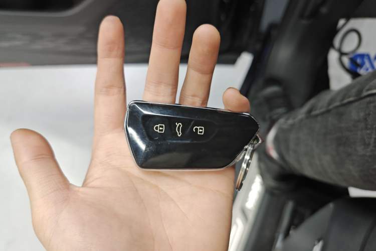 Used Volkswagen Talagon 2022 530TSI Four-Wheel Drive Flagship Shengjing Edition Pro 6-Seater
