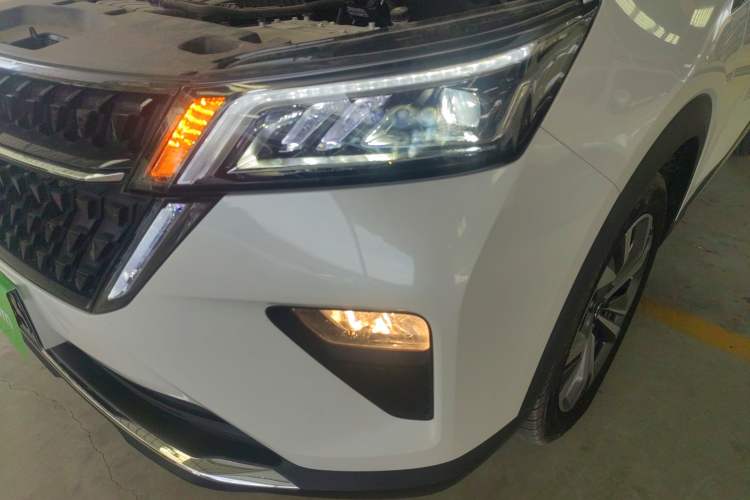 Used Wuling Asta 2022 2.0L DHT Electric-Speed Version