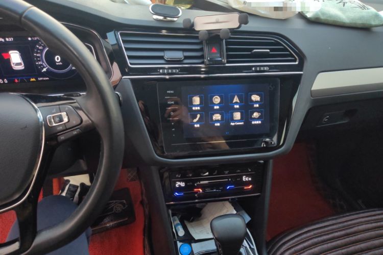 Used Volkswagen Tiguan L New Energy 2021 430 PHEV Plug-in Hybrid Flagship Edition Audio And AC Panel