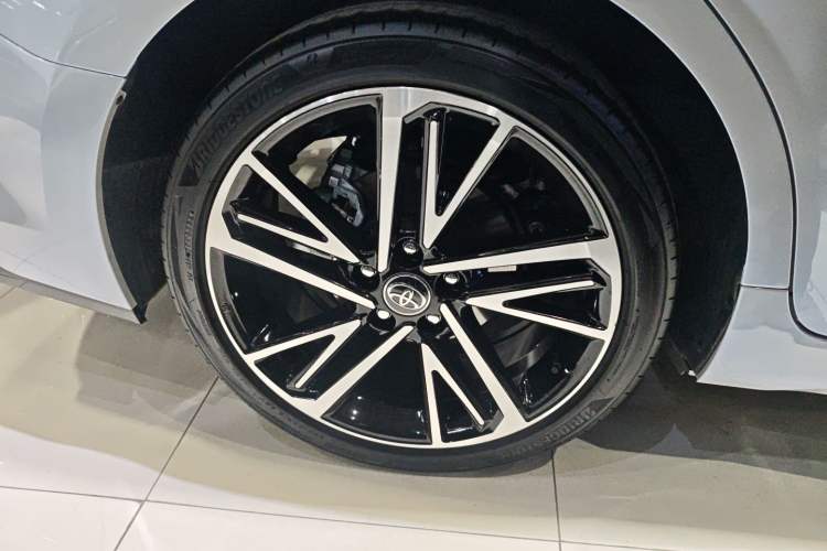 Used Toyota Camry 2024 Dual-Motor 2.0HS Sport Edition