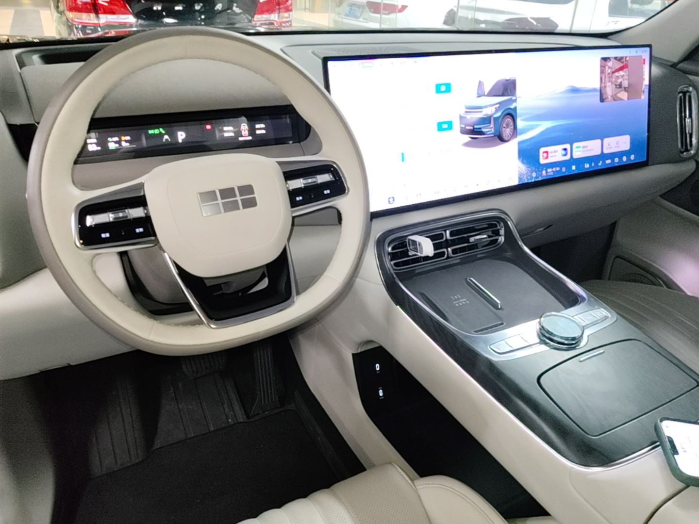 Geely Galaxy M9 2025 Model 230km Two-Wheel-Drive Exploration Edition — снимка 12