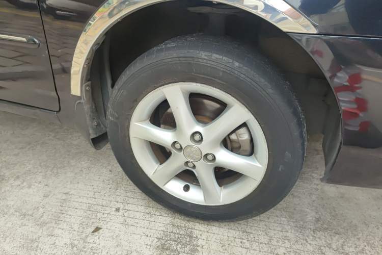 Used Toyota Corolla EX 2005 1.8L Automatic Anniversary Special Edition
