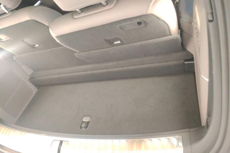 Used Nio ES8 2026 Model 6-seat Executive Luxury Edition Trunk