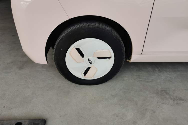 Used Chery QQ QQ Ice Cream 2022 120km Milkshake Phosphate Lithium-Iron