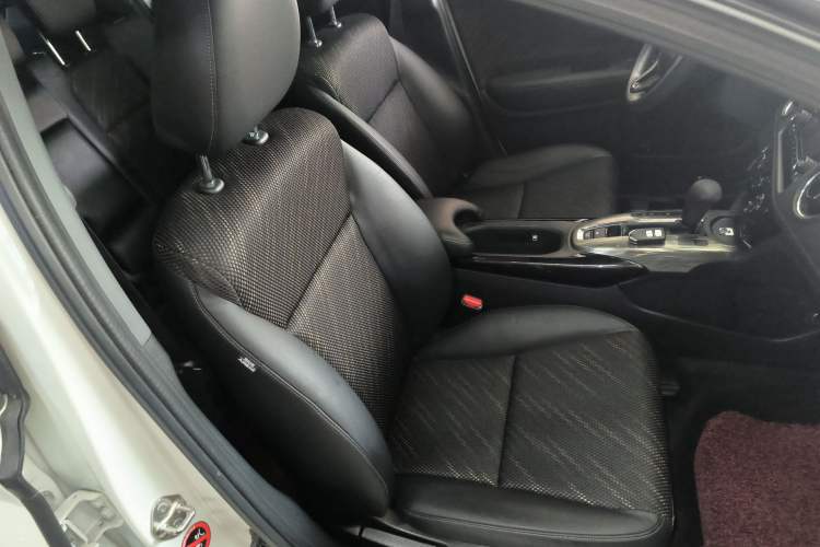 Used Honda XR-V 2017 1.8L EXi CVT Comfort Version Right Front Seat