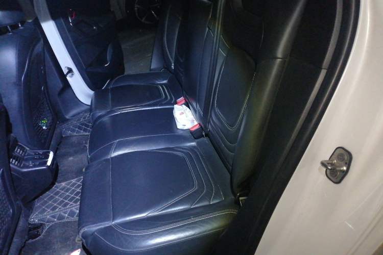 Used DS 5 2015 1.6T Luxury Edition THP160 Left Rear Seat