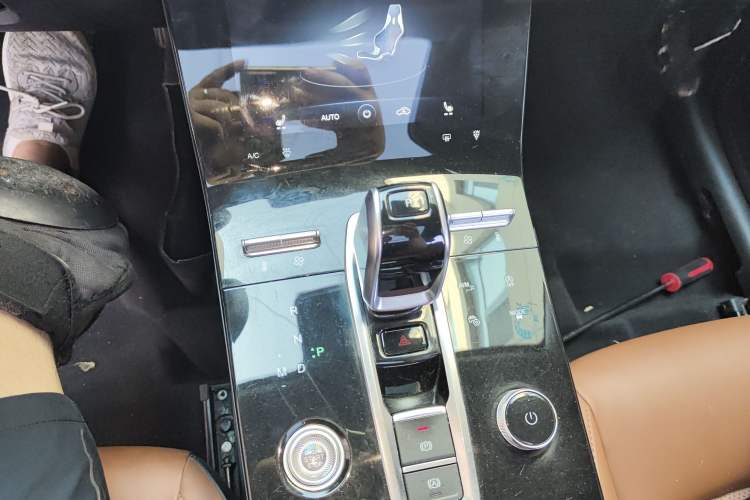 Used Chery Tiggo 8 PLUS 2021 290TGDI DCT Luxury Edition