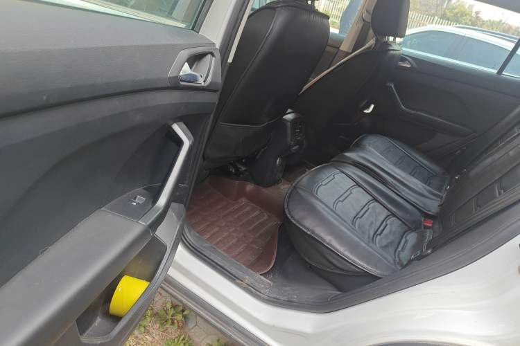 Used Volkswagen Tacqua 2020 1.5L Automatic Yue
