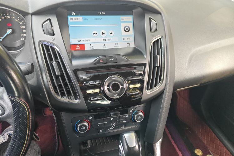 Used Ford Focus 2015 Sedan 1.6L Automatic Trend Model Audio And AC Panel