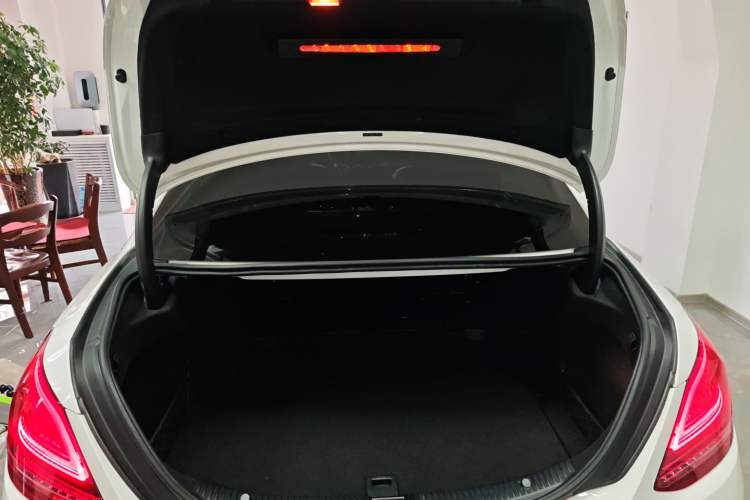 Used Mercedes-Benz C-Class 2019 Restyled C 260 L Sport Edition
