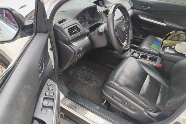 Used Honda CR-V 2015 2.4L two-wheel drive luxury version
