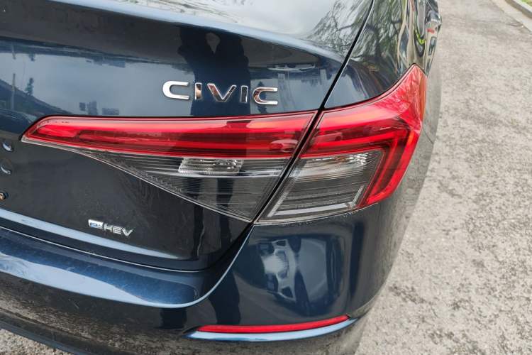 Used Honda Civic 2023 2.0L eHEV Pioneer Edition Exterior 3