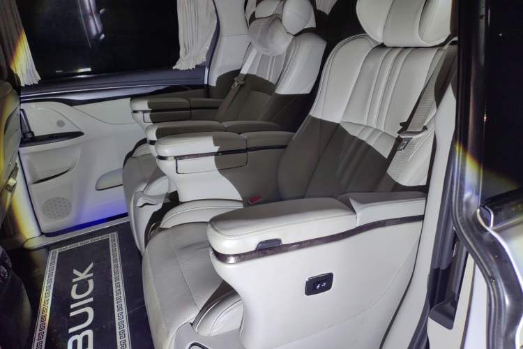 Used Buick GL8 2020 ES Land Cruiser 653T Luxury Edition
