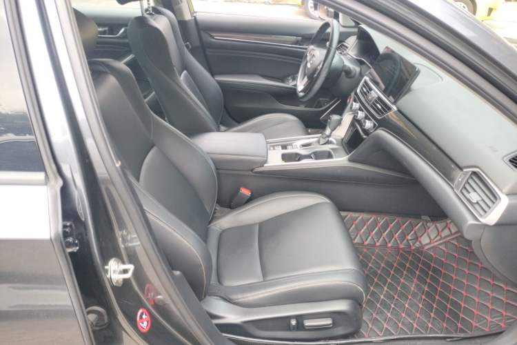 Used Honda Accord 2022 260TURBO Phantom Night · Prestige Edition