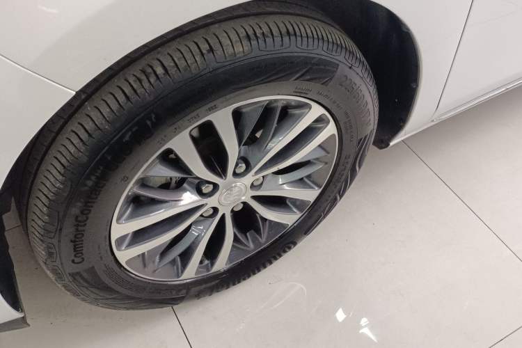 Used Buick GL8 2023 ES Lu Zun Deluxe Model