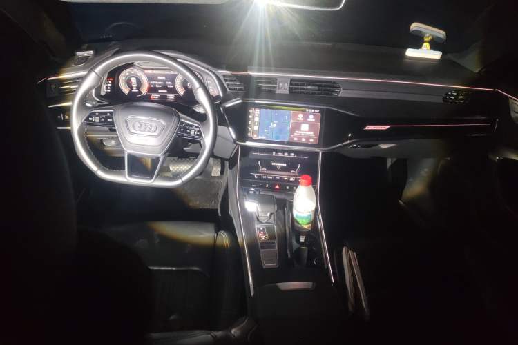 Used Audi A6L 2024 45 TFSI quattro Prestige Dynamic Edition Center Console