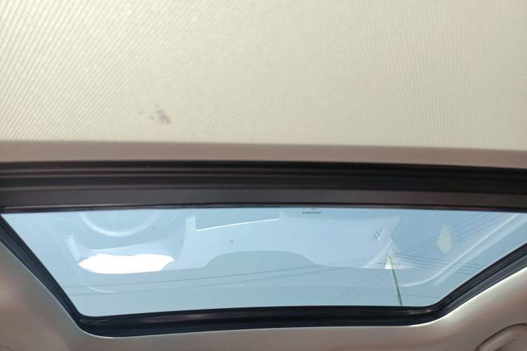 Used Haval LHERY 2022 Jingxiang Edition 1.5T Copper Rabbit Headliner