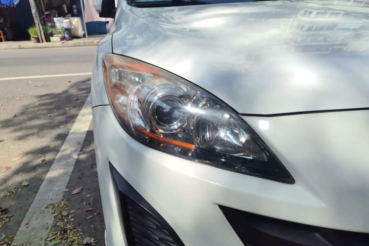 Used Mazda 3 2012 Hatchback 1.6L Automatic Elite Model
