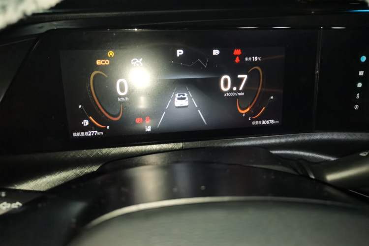 Used CHANGAN UNI-T 2022 1.5T Prestige Version