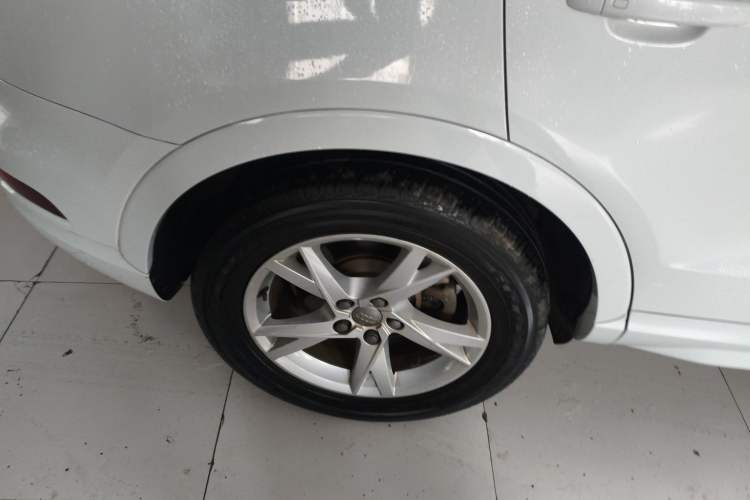 Used Audi Q3 2016 35 TFSI Fashion Model
