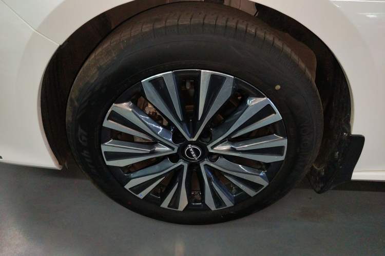 Used Nissan Teana 2022 2.0L XL-Upr Enjoyment Edition Left Front Wheel Hub