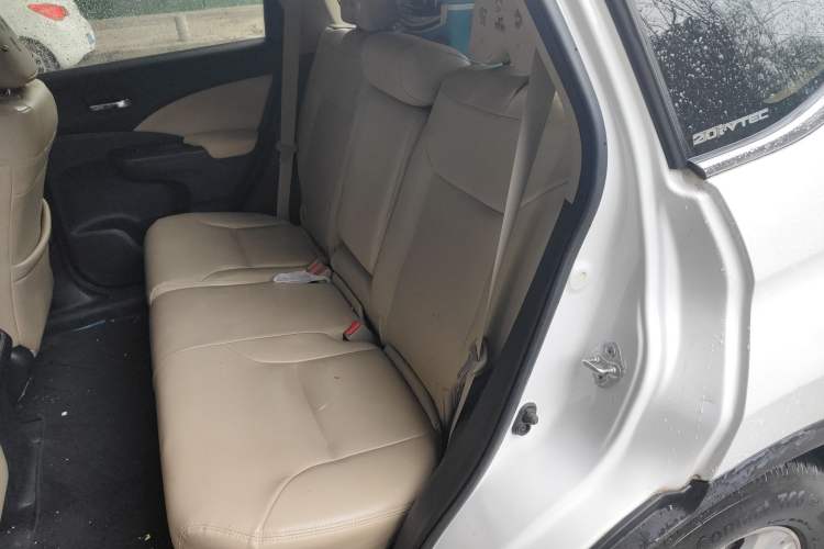 Used Honda CR-V 2016 2.0L Two-Wheel Drive Classic Edition