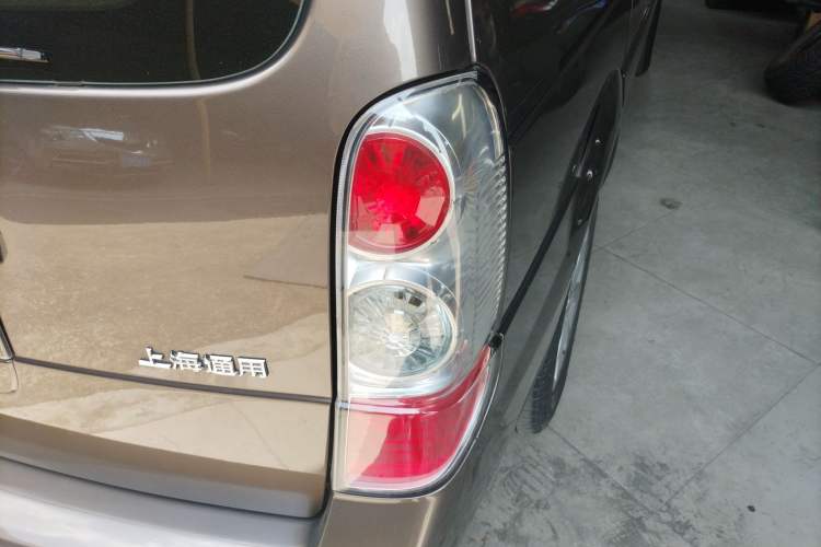 Used Buick GL8 2014 2.4L Classic Edition
