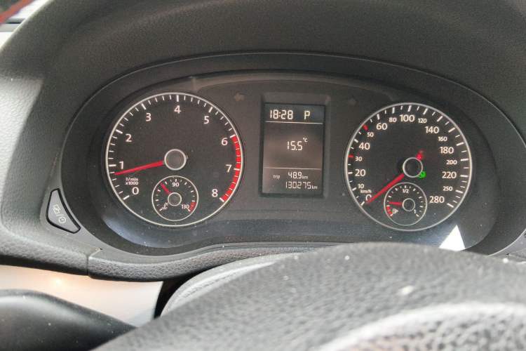 Used Volkswagen Passat 2013 1.8TSI DSG Prestige Edition Instrument Cluster