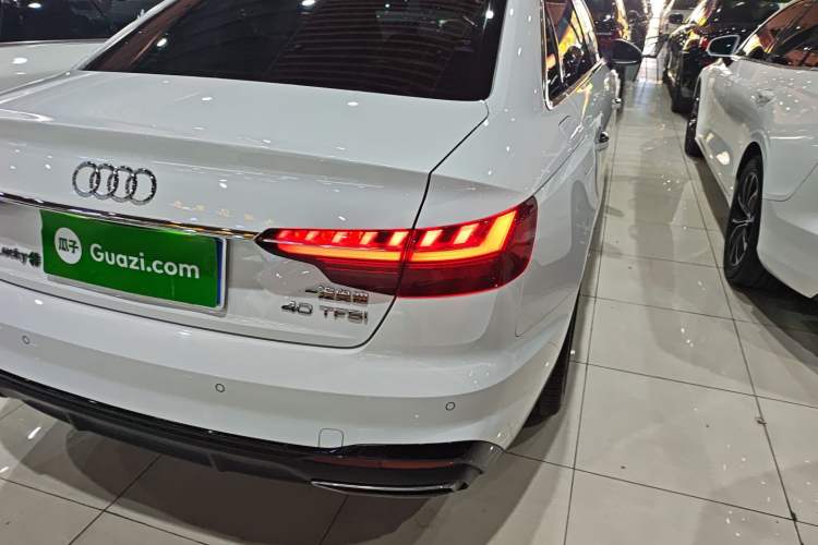 Used Audi A4L 2022 40 TFSI Fashion Dynamic Model
