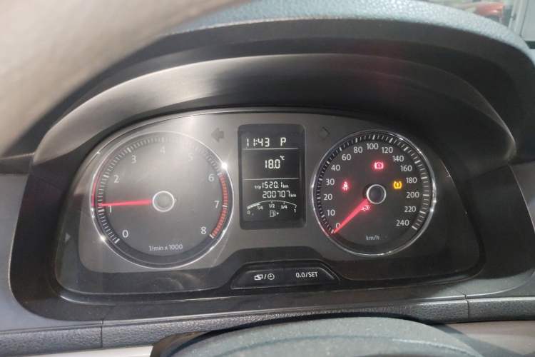 Used Volkswagen Lavida 2013 1.4TSI DSG Comfort Edition Instrument Cluster