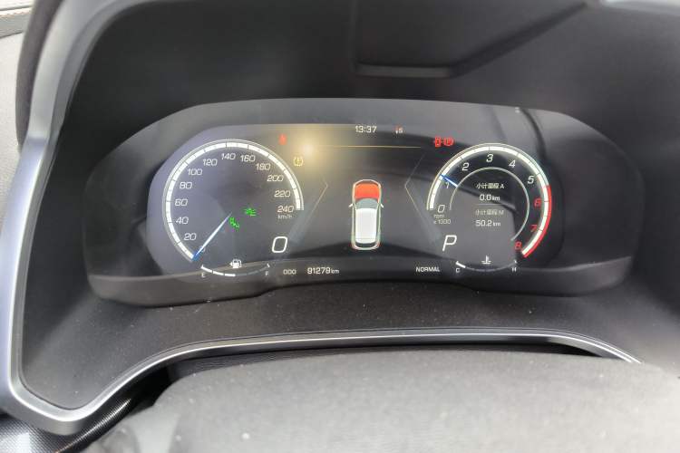 Used Wey VV5 2019 Upgraded Model 2.0T Two-Wheel Drive Flagship Version China V Standard