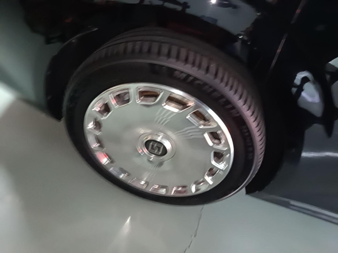 Zeekr 009 2024 GAC Trumpchi — снимка 11