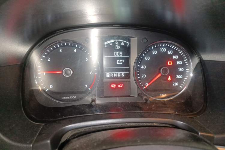 Used Volkswagen Lavida 2011 1.6L Automatic Premium Edition
