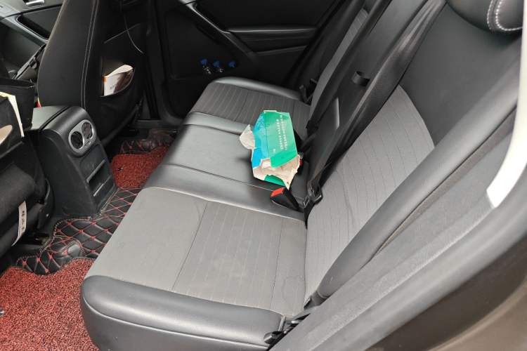 Used Volkswagen Tiguan L 2015 1.8TSI Automatic Two-Wheel Drive Trend Edition