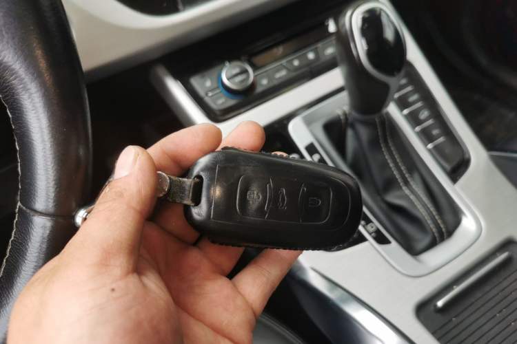 Used Geely Auto Emgrand X7 Sport 2016 1.8TD Automatic Smart Model Vehicle Key