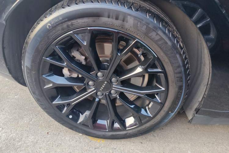 Used Zeekr 007 2025 Long-Range Rear-Wheel-Drive Intelligent Driving Version 100 kWh
