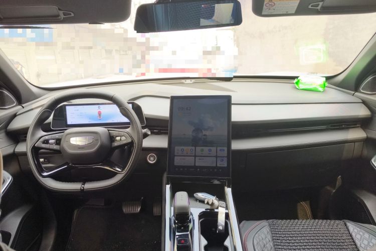 Used Geely Auto Emgrand X7 Sport 2023 Boyue COOL 1.5TD Smart Model Center Console