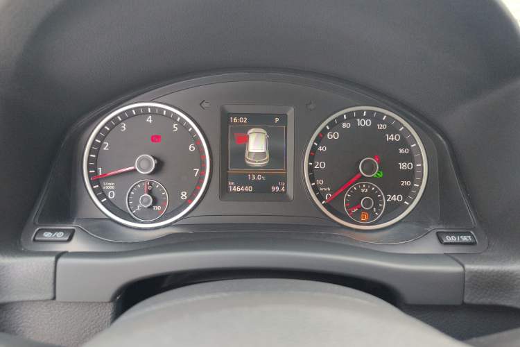 Used Volkswagen Tiguan L 2015 1.8TSI Automatic All-Wheel-Drive Luxury Model