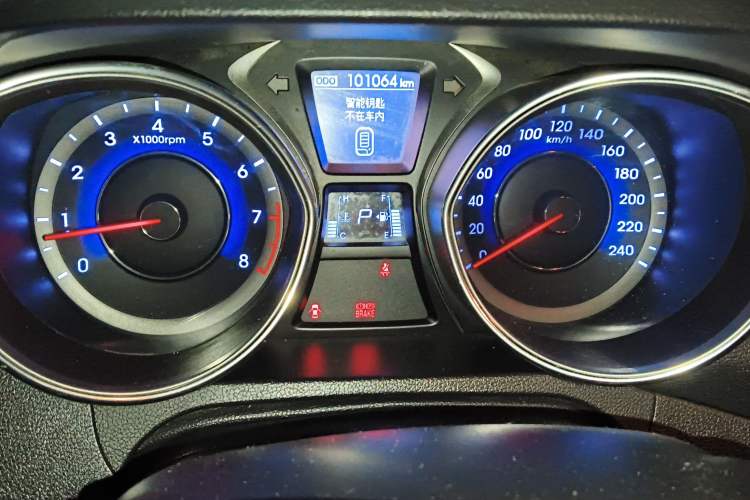 Used Hyundai Elantra (5th Generation / Langdong) 2012 1.6L Automatic Prestige Model
