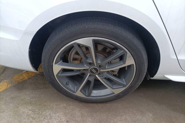 Used Audi A4L 2022 40 TFSI Fashion Dynamic Model Exterior 5