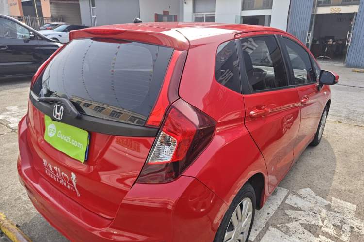 Used Honda Fit 2016 1.5L LX CVT Comfort Model
