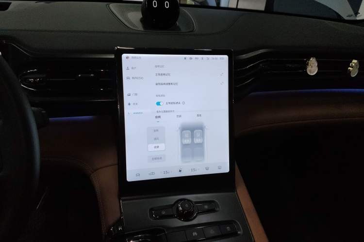 Used Nio ES6 2020 420 km Sport Edition Audio And AC Panel