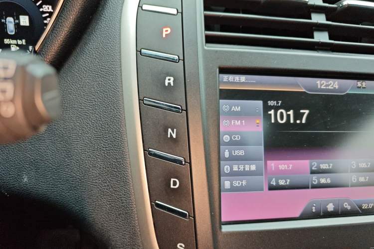 Used Lincoln MKC 2016 2.0T Four-Wheel Drive Prestige Edition Gear Lever