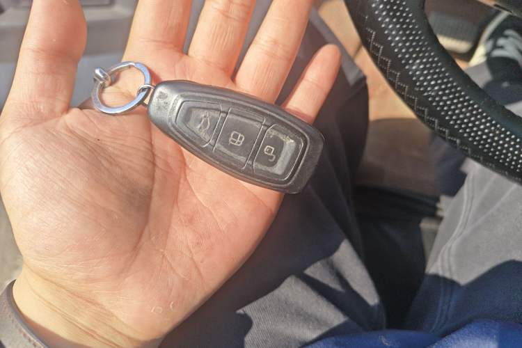 Used Ford Mondeo 2011 2.3L Luxury Model