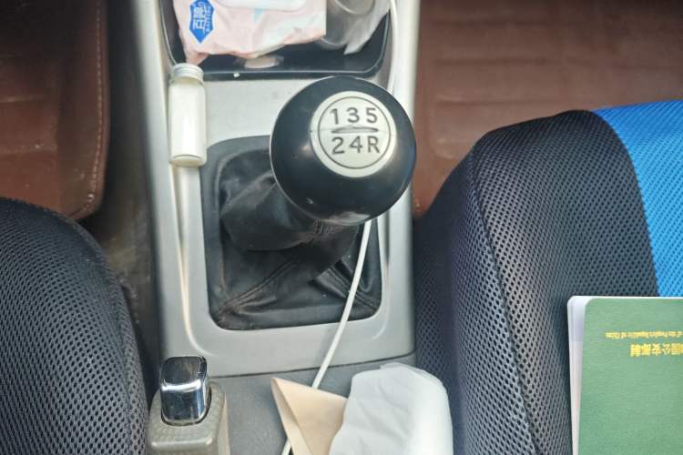 Used Hyundai Elantra 2007 1.6L Manual Comfort Model Gear Lever